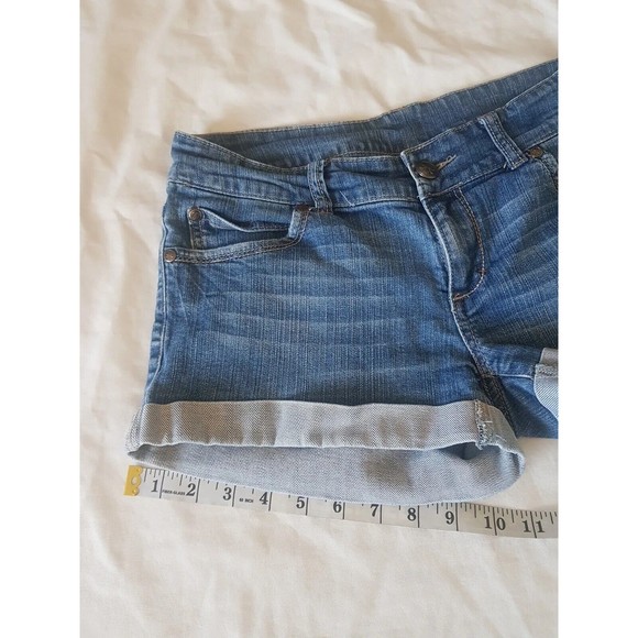 Colours Of The World Womens Shorts Sz 40 Denim Blue Mid Waist Mid Rise Rolled Up - Picture 9 of 11